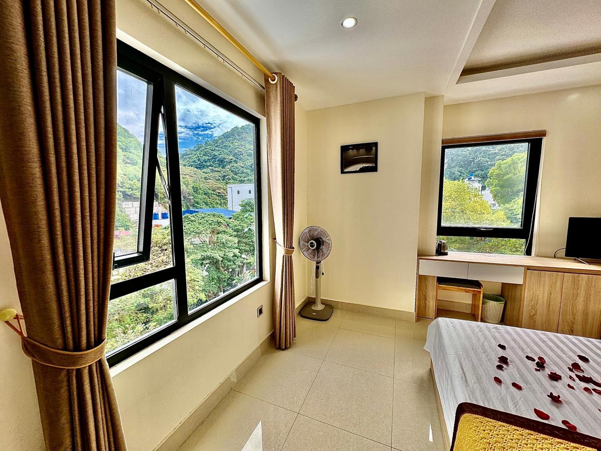 Sunflower Catba Hotel Dong Khe Sau Екстериор снимка