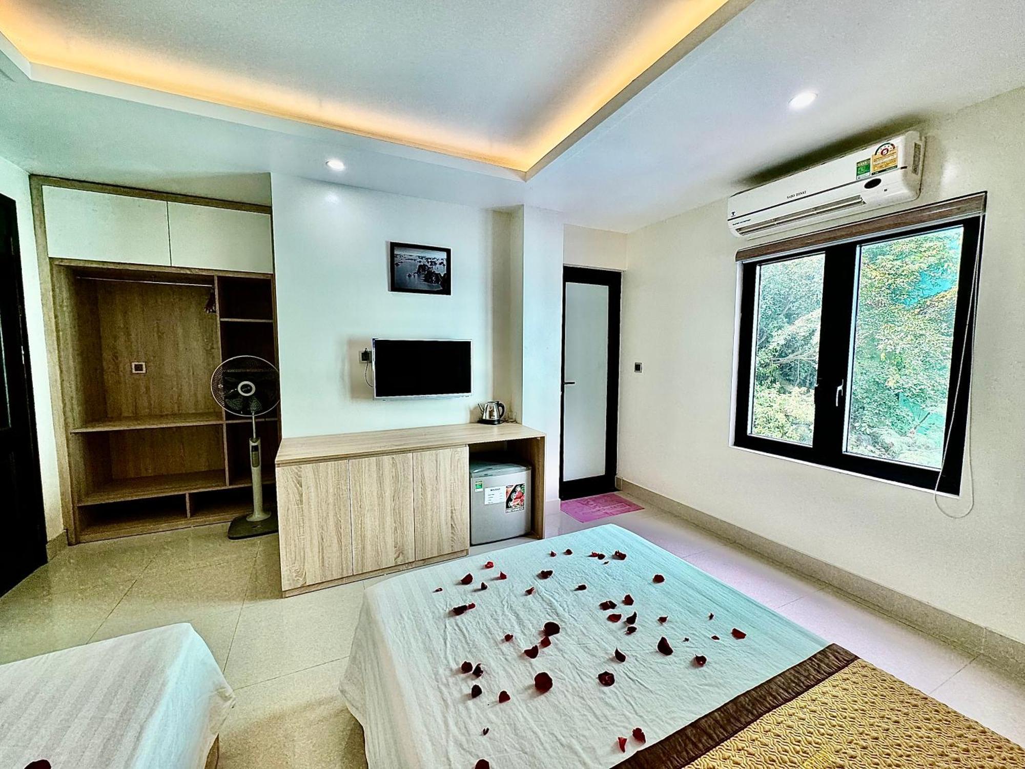 Sunflower Catba Hotel Dong Khe Sau Екстериор снимка